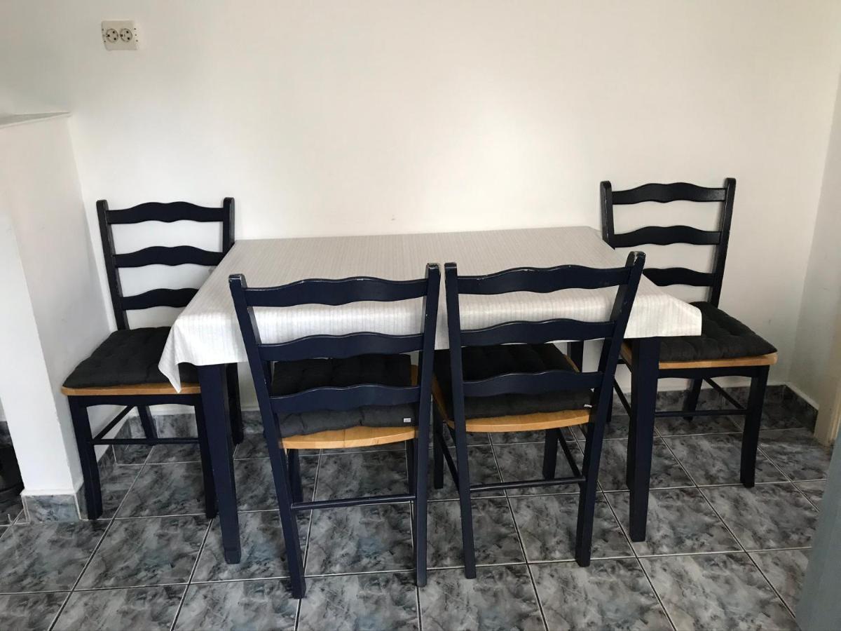 Apartament Andreea เตอร์กู-มูเรช ภายนอก รูปภาพ