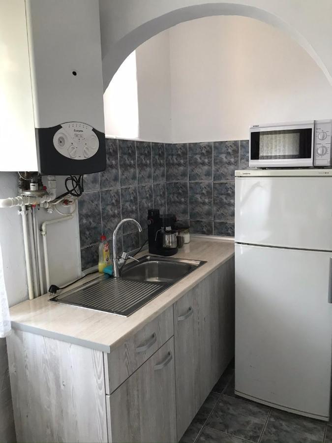 Apartament Andreea เตอร์กู-มูเรช ภายนอก รูปภาพ